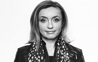 01c8e7ba2b779f1402e4c9184ec2c315 L