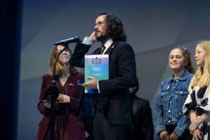 Leo &amp; Lou receiving the award