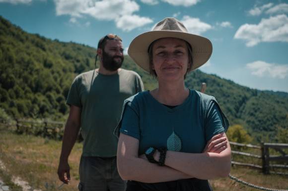 Land of Sar director Petra Seliškar during shooting, copyright: Petra Pan Film
