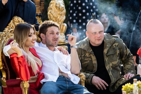 The Noose by Patryk Vega